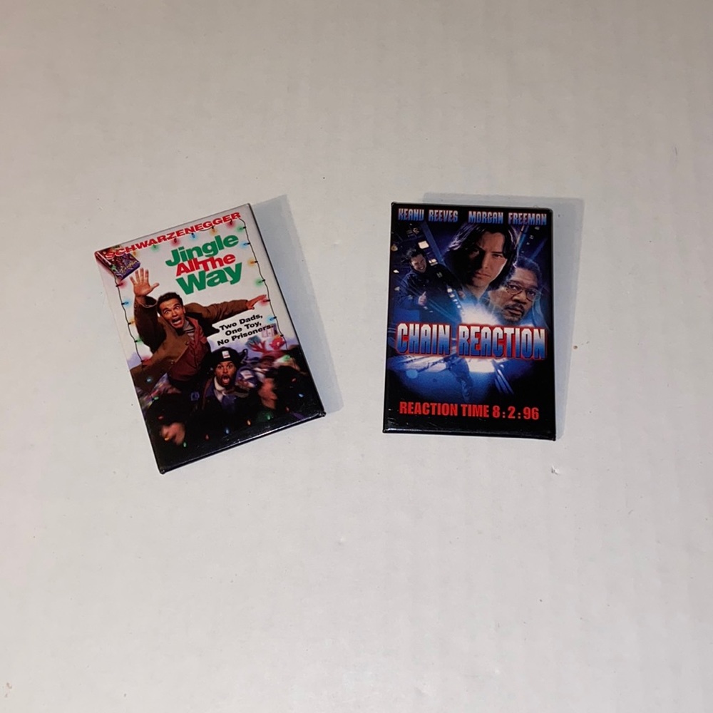 Two Vintage 1996 Movie Promotional Buttons Pins